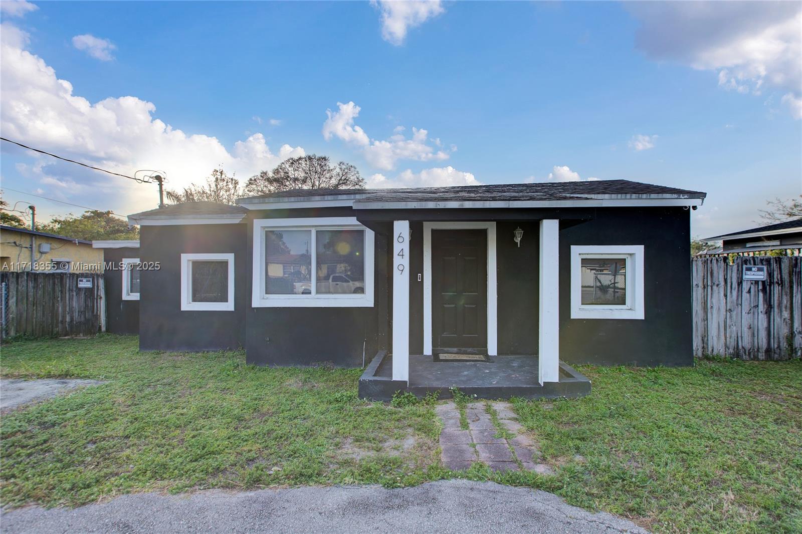 Listing Photo 9