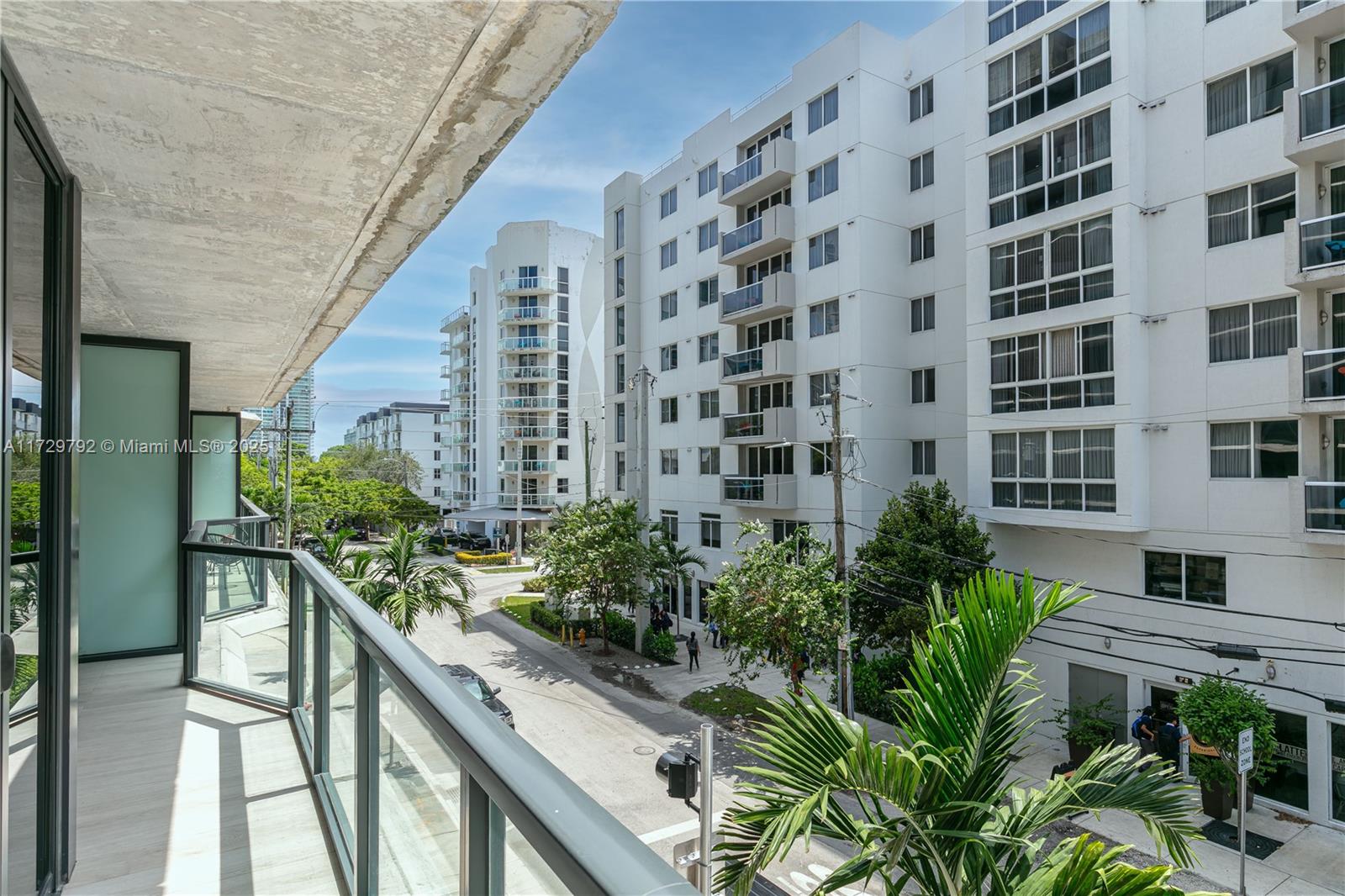 201 SW 17th Rd #303, Miami FL 33129