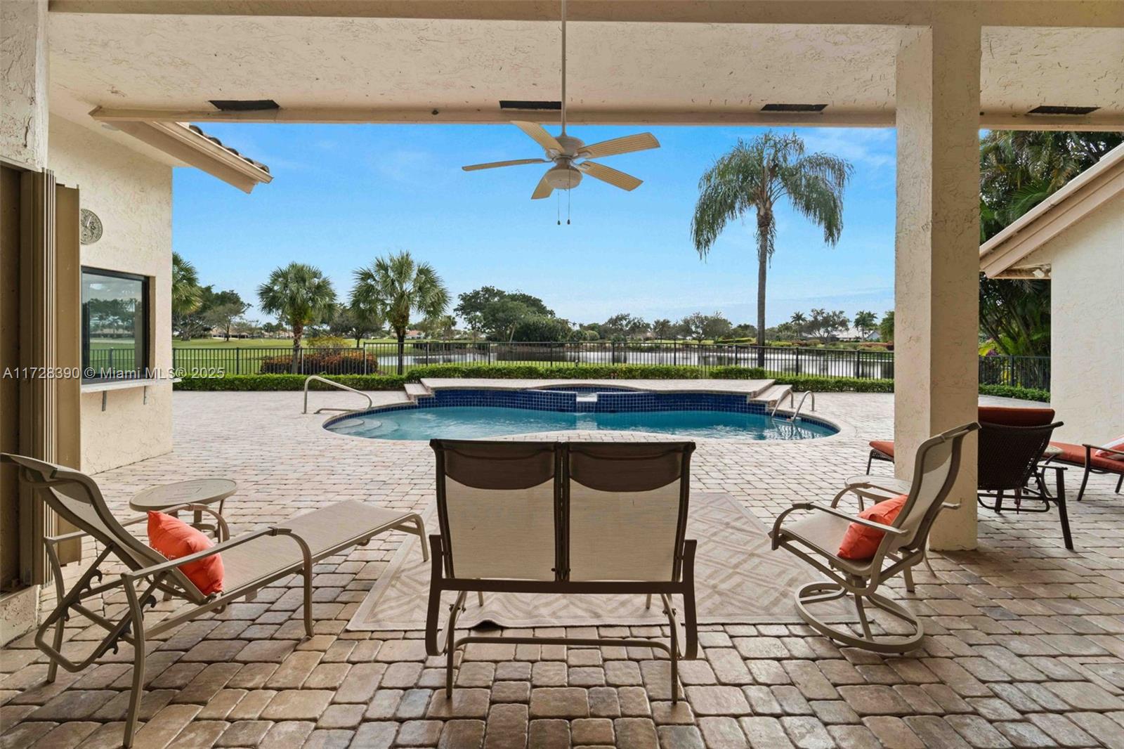 10419  Stonebridge Blvd  For Sale A11728390, FL