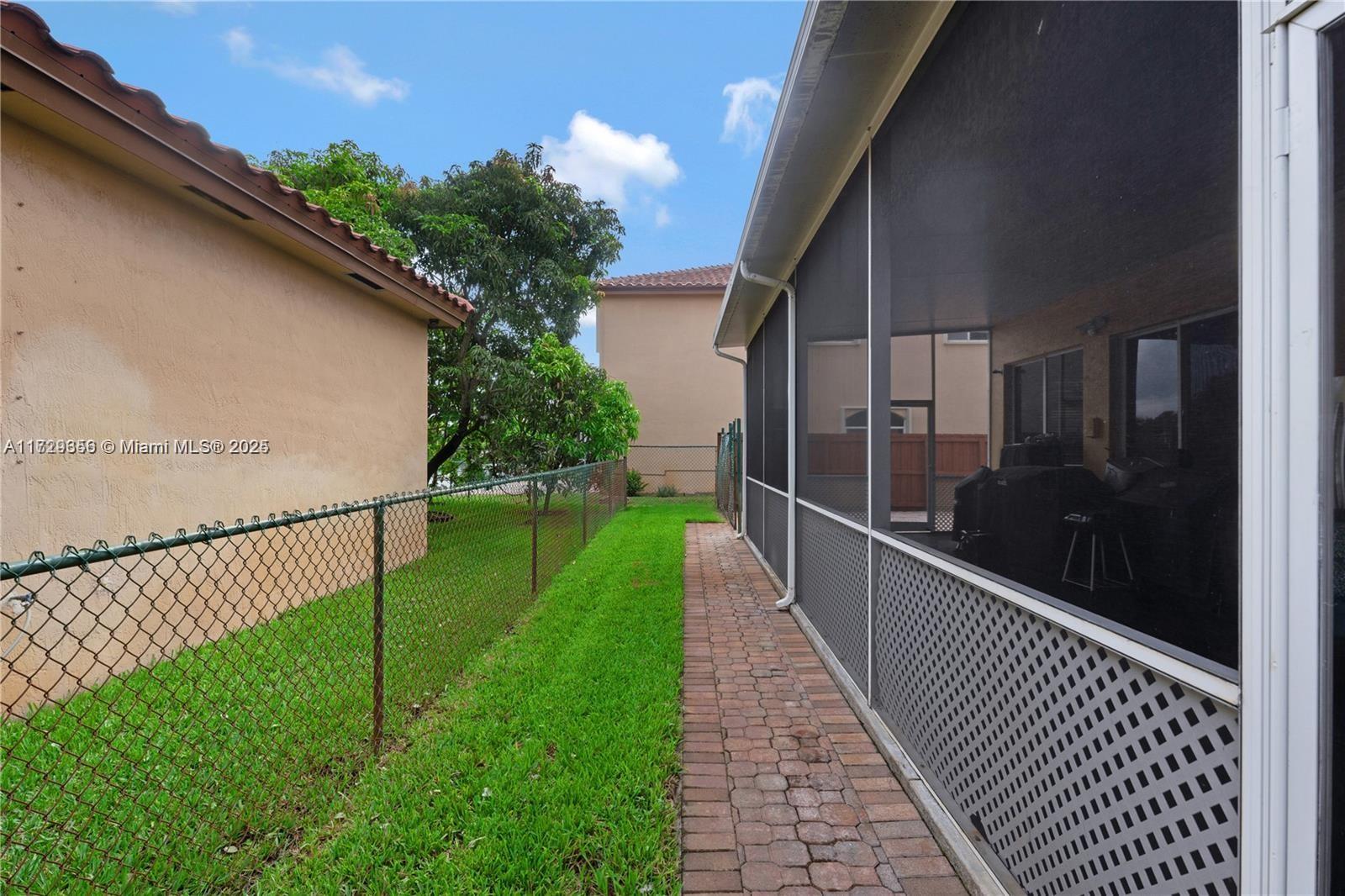 5167 SW 129th Ter, Miramar, Florida image 29