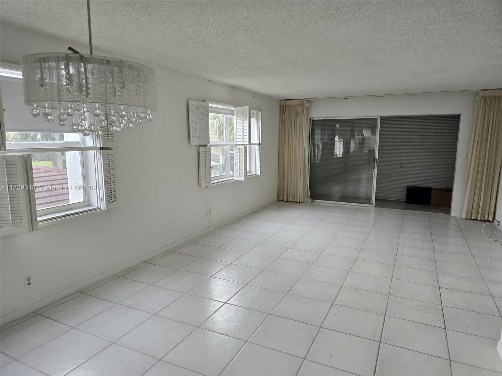 3551 Inverrary Dr #201, Lauderhill, Florida image 3