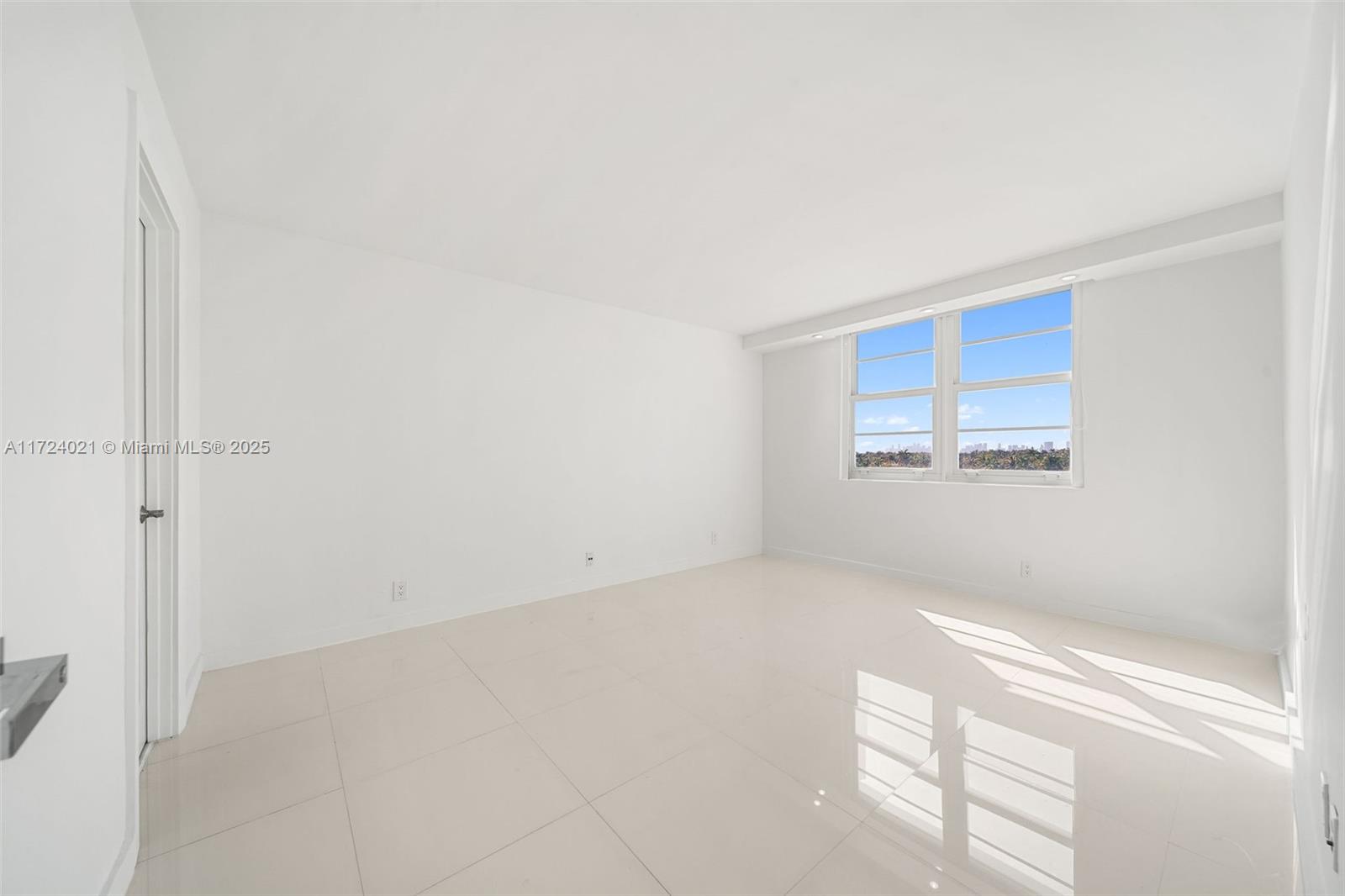 6770 Indian Creek Dr #6L, Miami Beach, Florida image 9