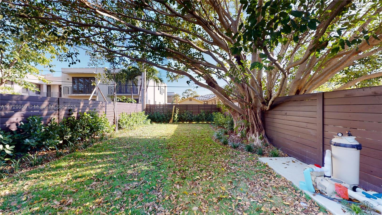 3458 Day Ave, Coconut Grove, Florida image 12