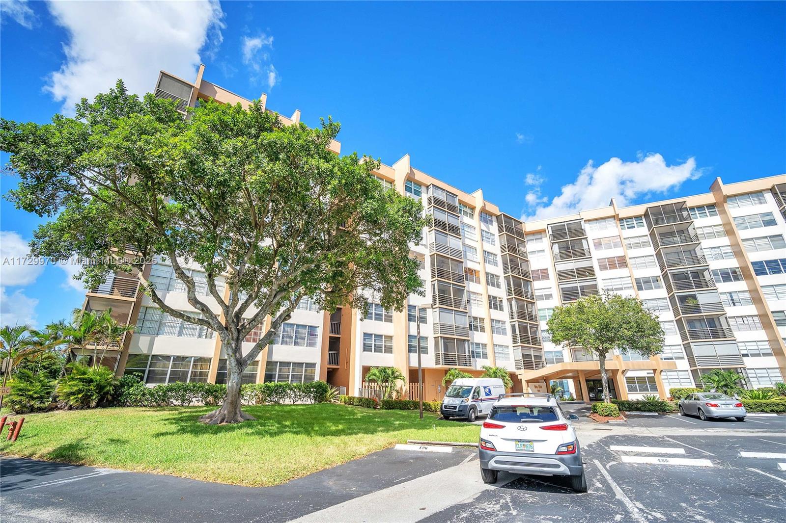 1000 Saint Charles Pl #512, Pembroke Pines, Florida image 21