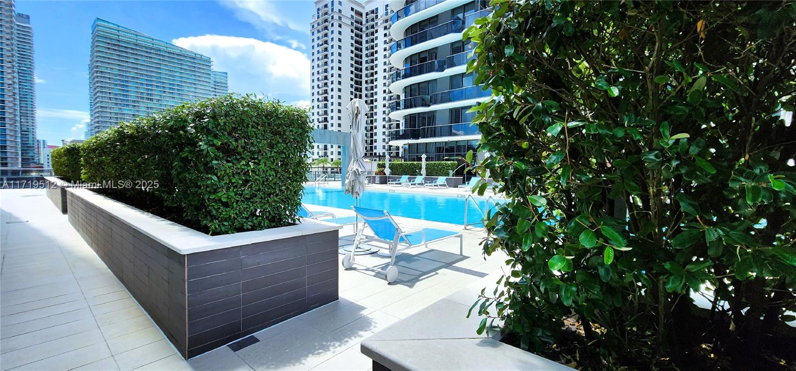 45 SW 9th St #2108, Miami FL 33130