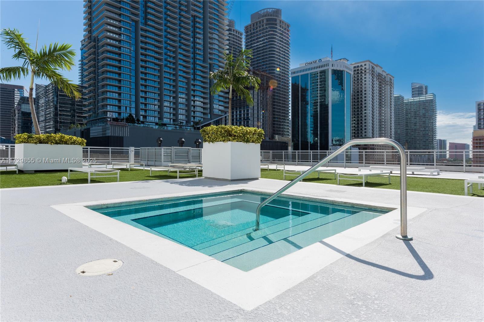 690 SW 1st Ct #1026, Miami FL 33130