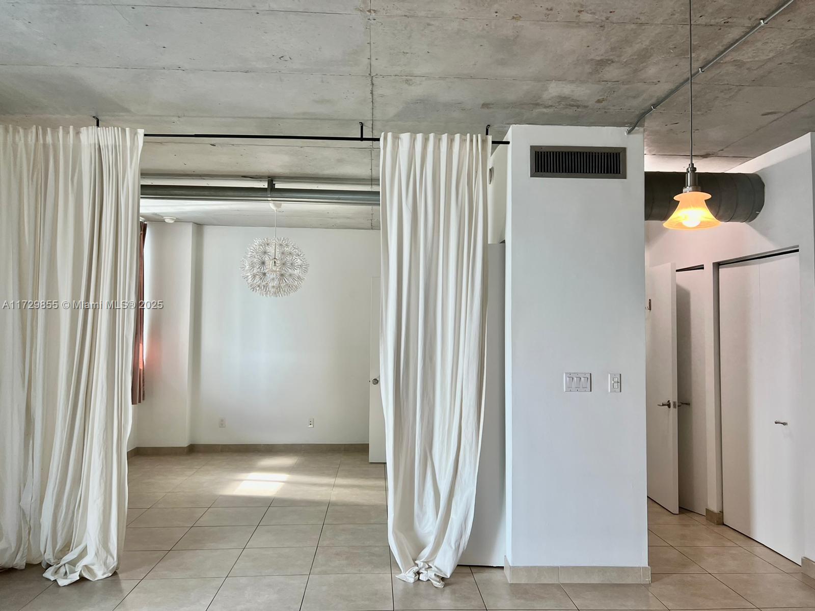 690 SW 1st Ct #1026, Miami FL 33130