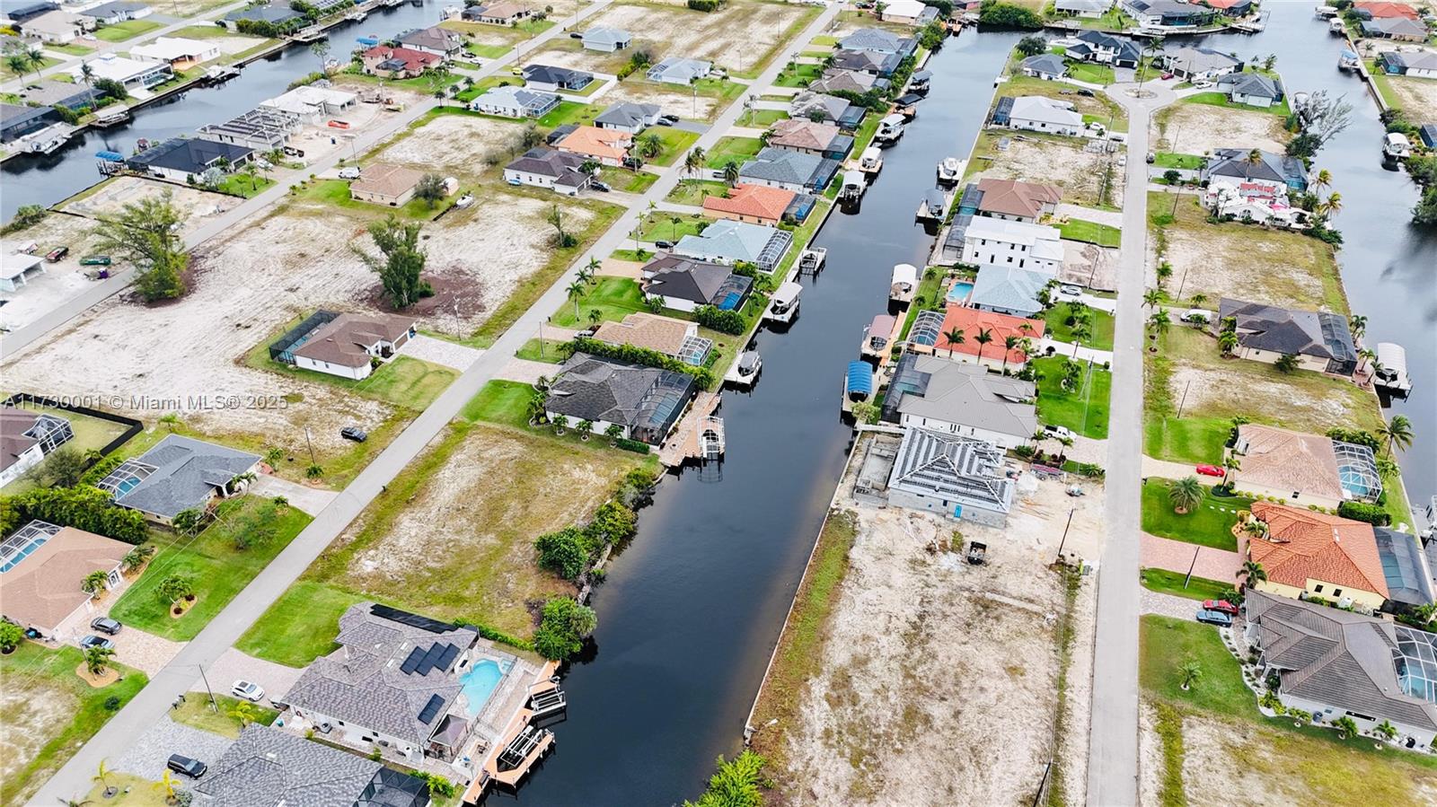 718 NW 38 Pl, Cape Coral, Florida image 7