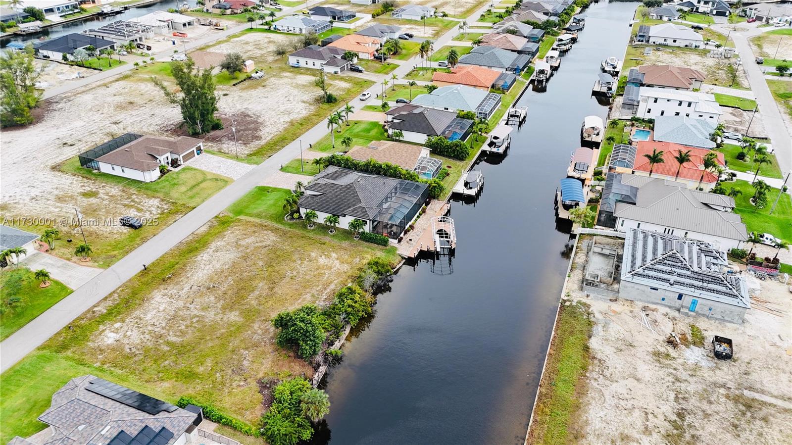 718 NW 38 Pl, Cape Coral, Florida image 8