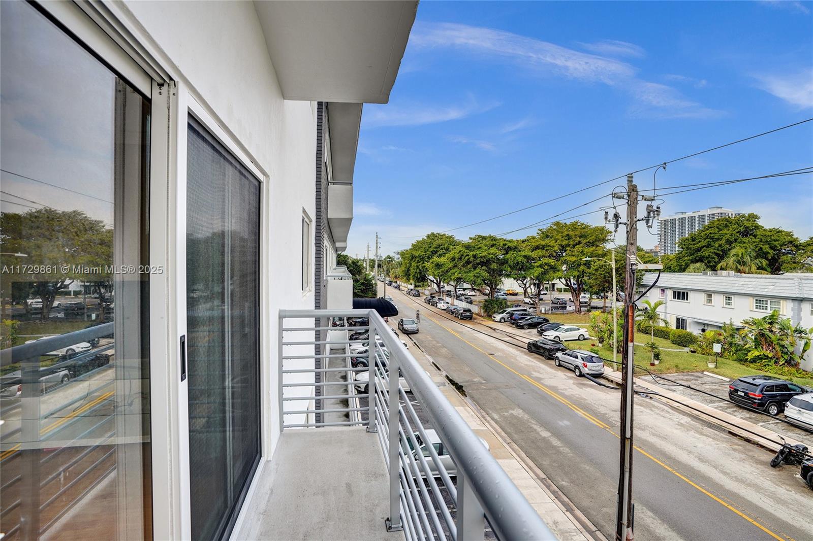 Residential, North Bay Village, Florida image 30