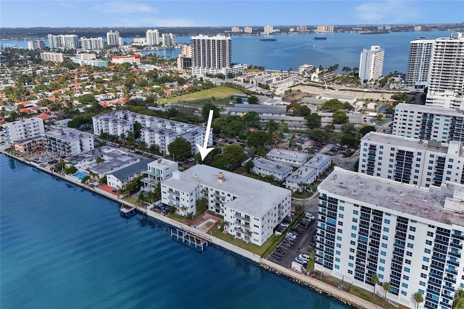 Residential, North Bay Village, Florida image 4