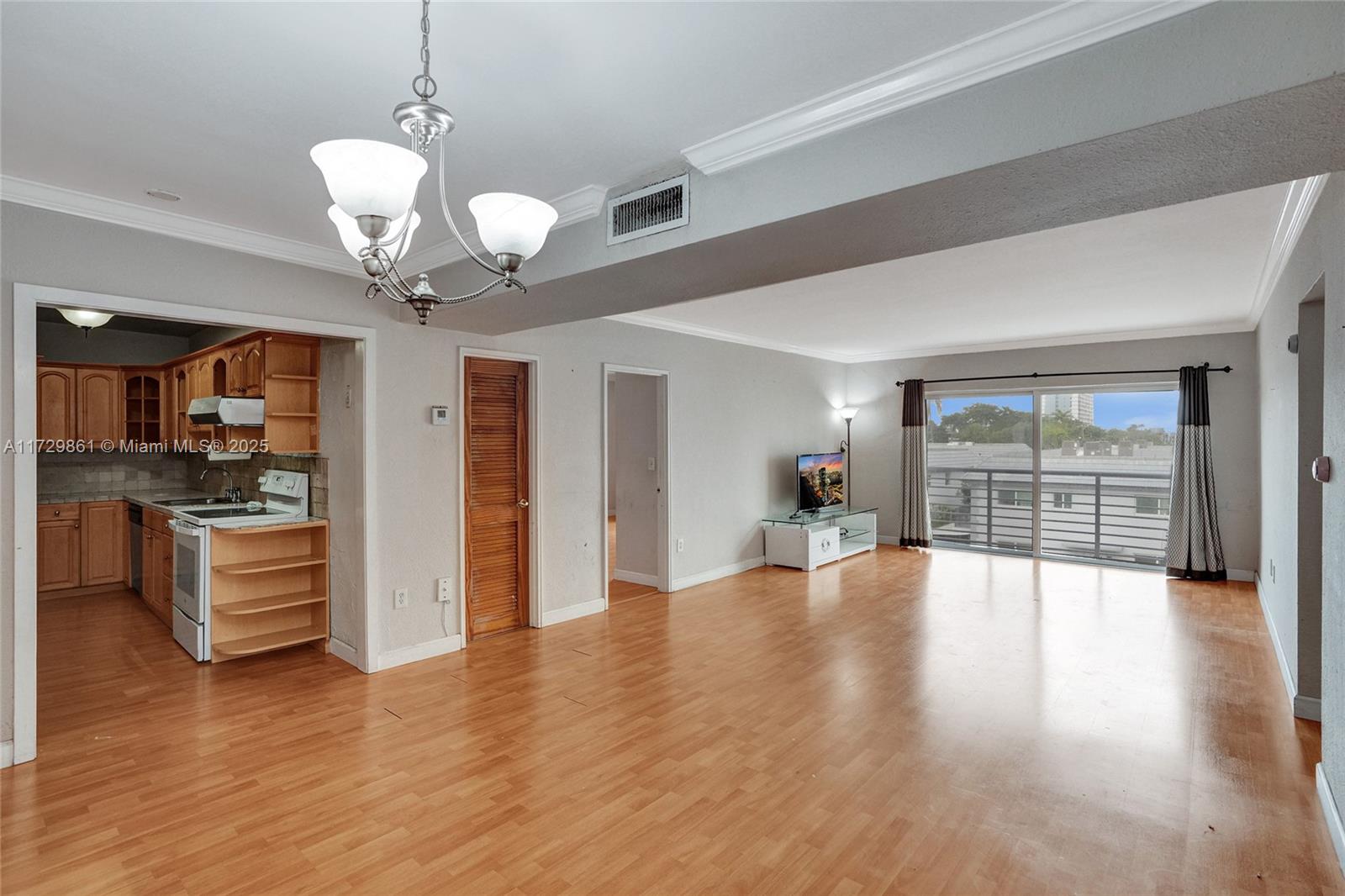 1880 S Treasure Dr #3D, North Bay Village, Florida image 6