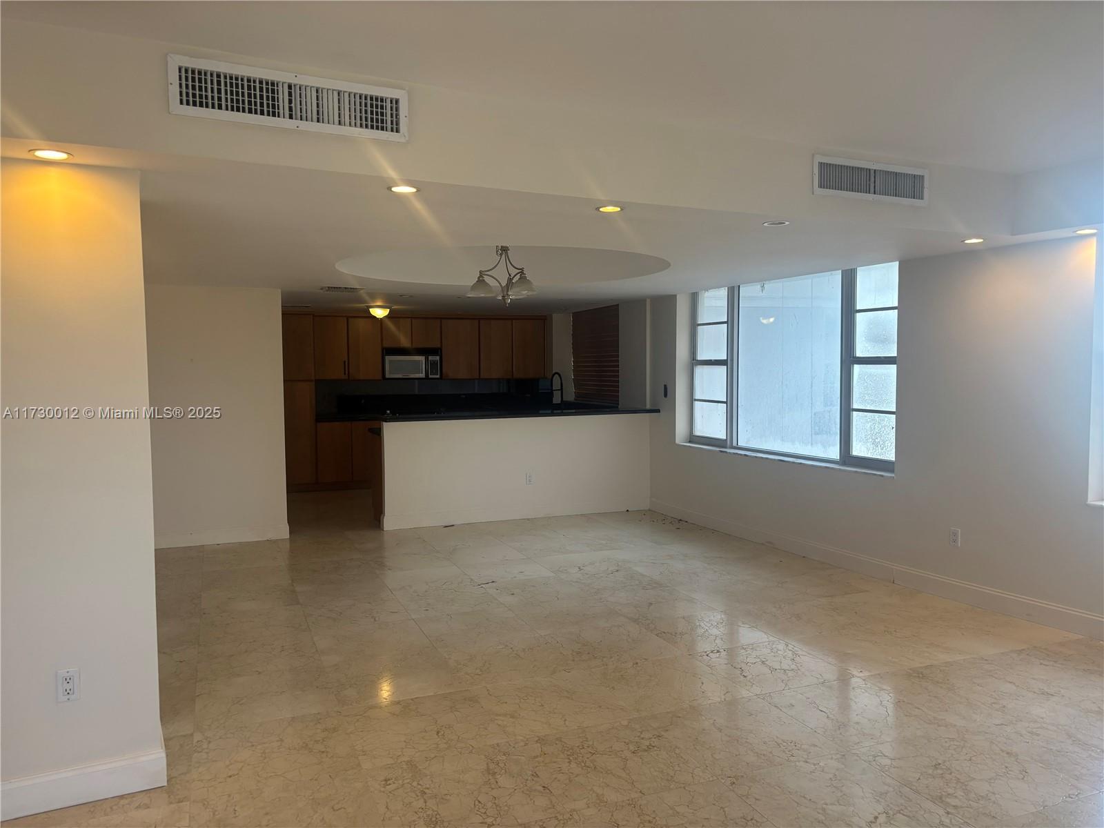 5255 Collins Ave #7J, Miami Beach, Florida image 4