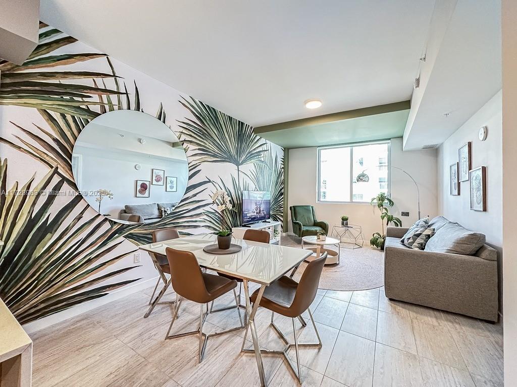 Excellent 1Bed fully furnished in the heart of Design District, enjoy walking distance to the shop and restaurants, easy access to I95 and Miami Beach