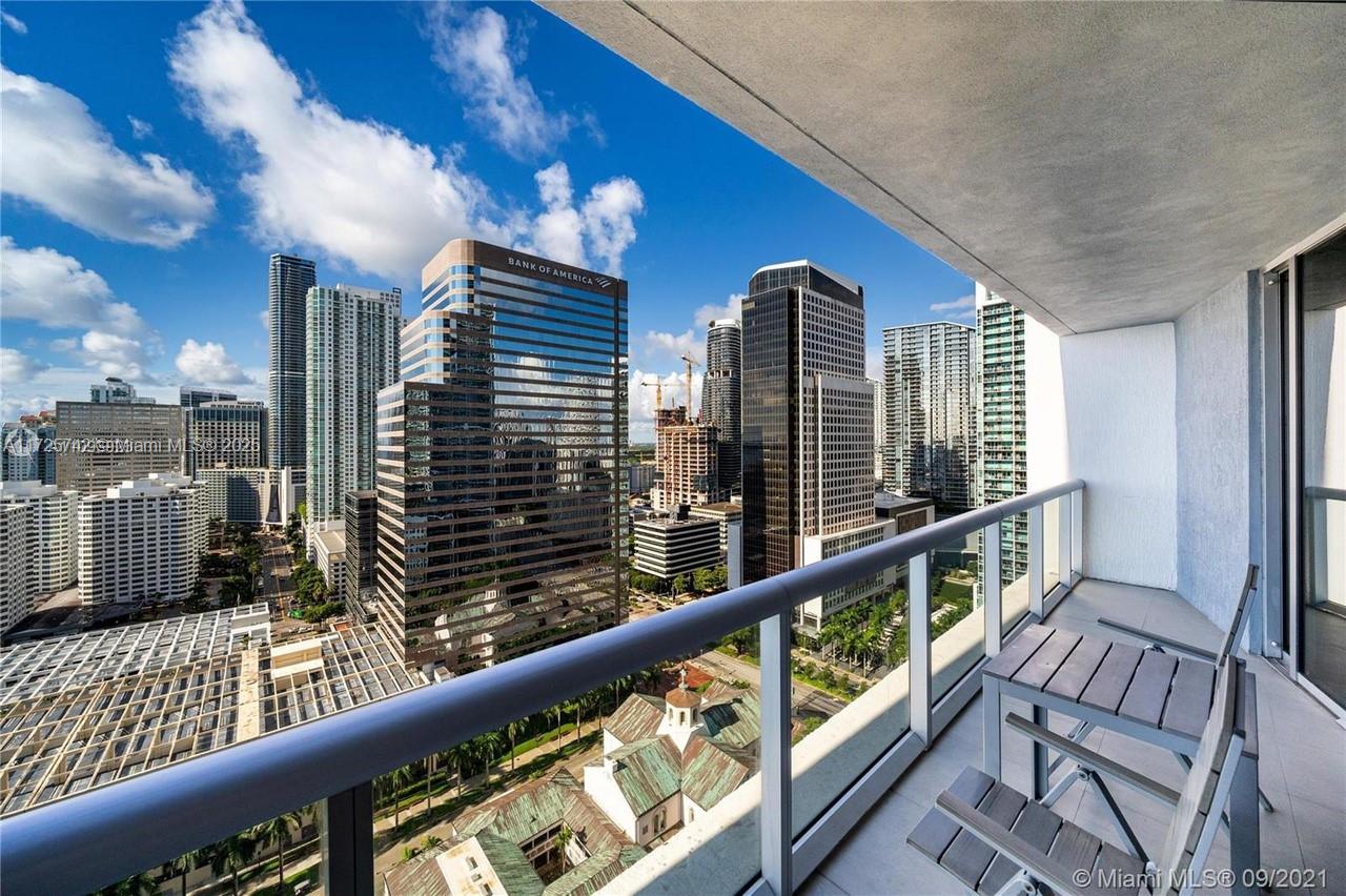 495 Brickell Ave #2609, Miami FL 33131