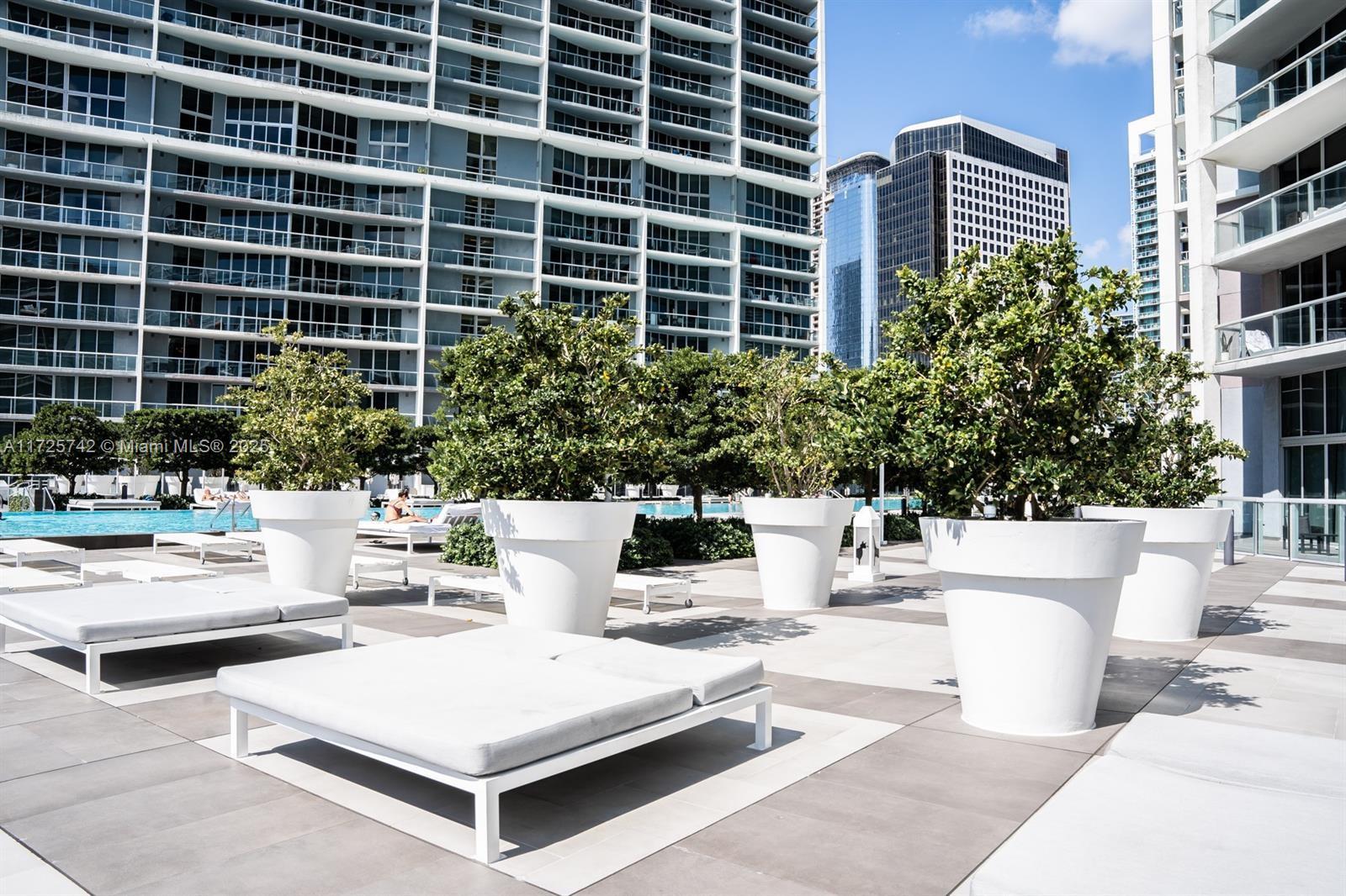 495 Brickell Ave #2609, Miami FL 33131