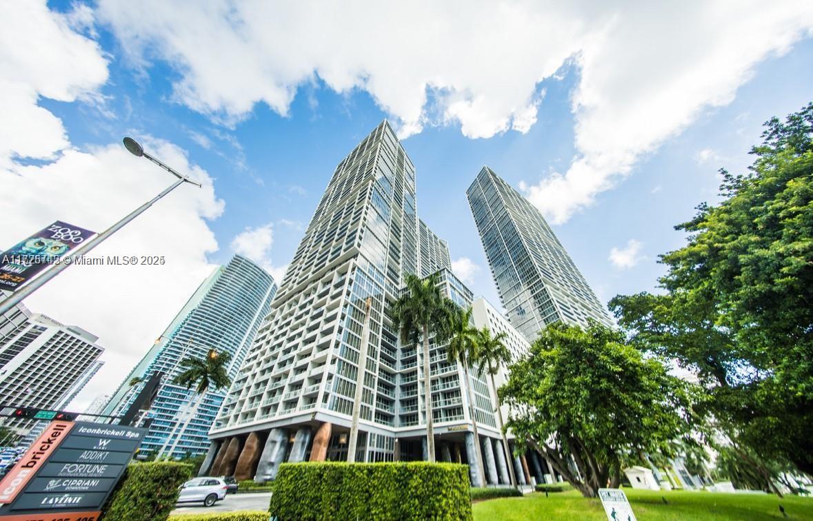 495 Brickell Ave #2609, Miami FL 33131