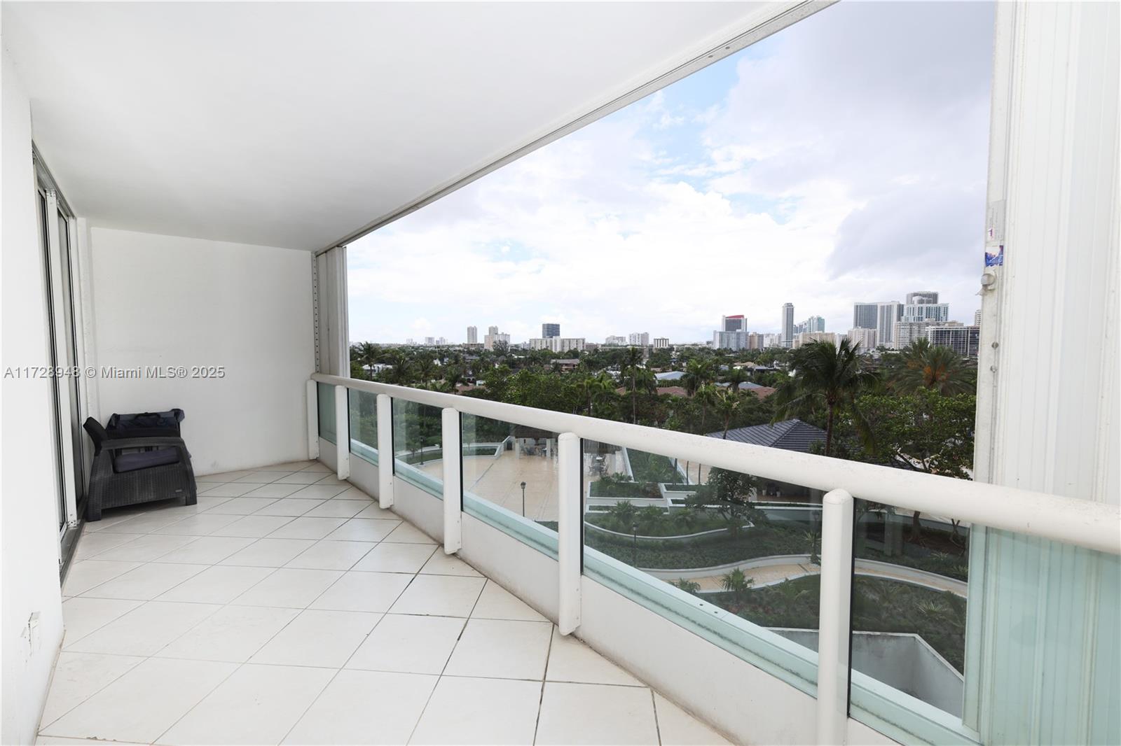 21205 Yacht Club Dr #805, Aventura, Florida image 20