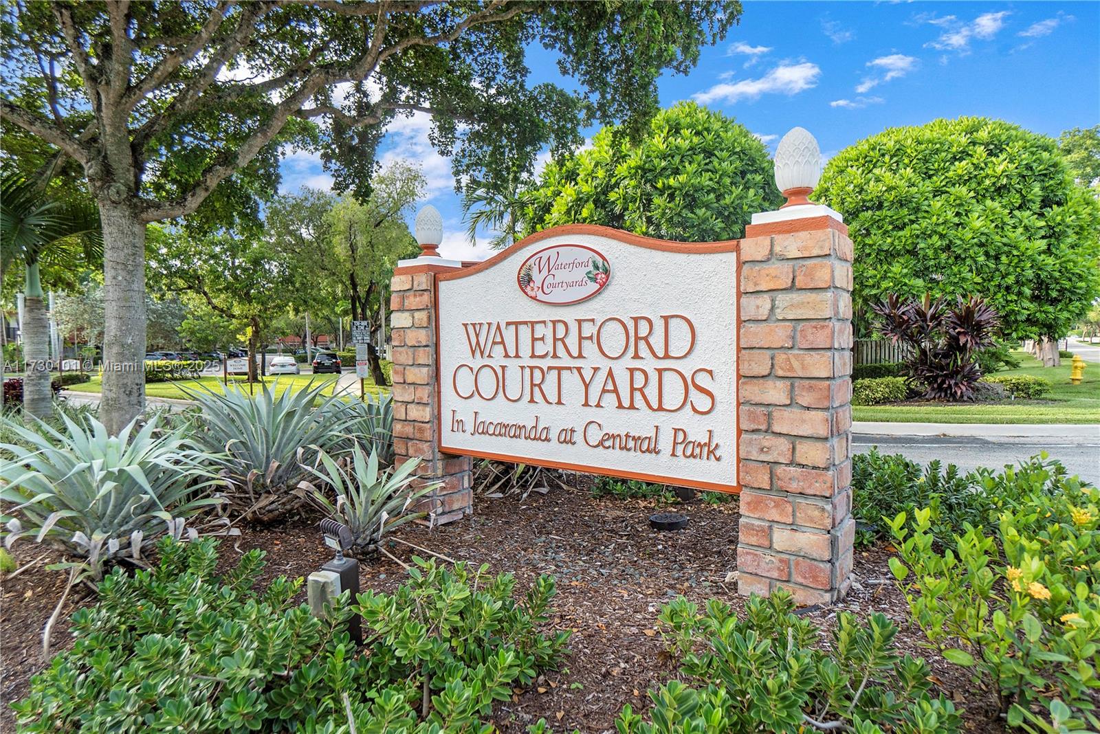 718 NW 98th Circle #718, Plantation, Florida image 32