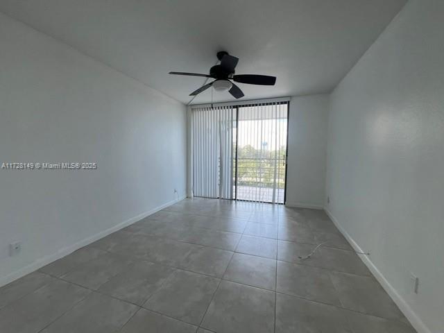 2771 Taft St #402, Hollywood, Florida image 16