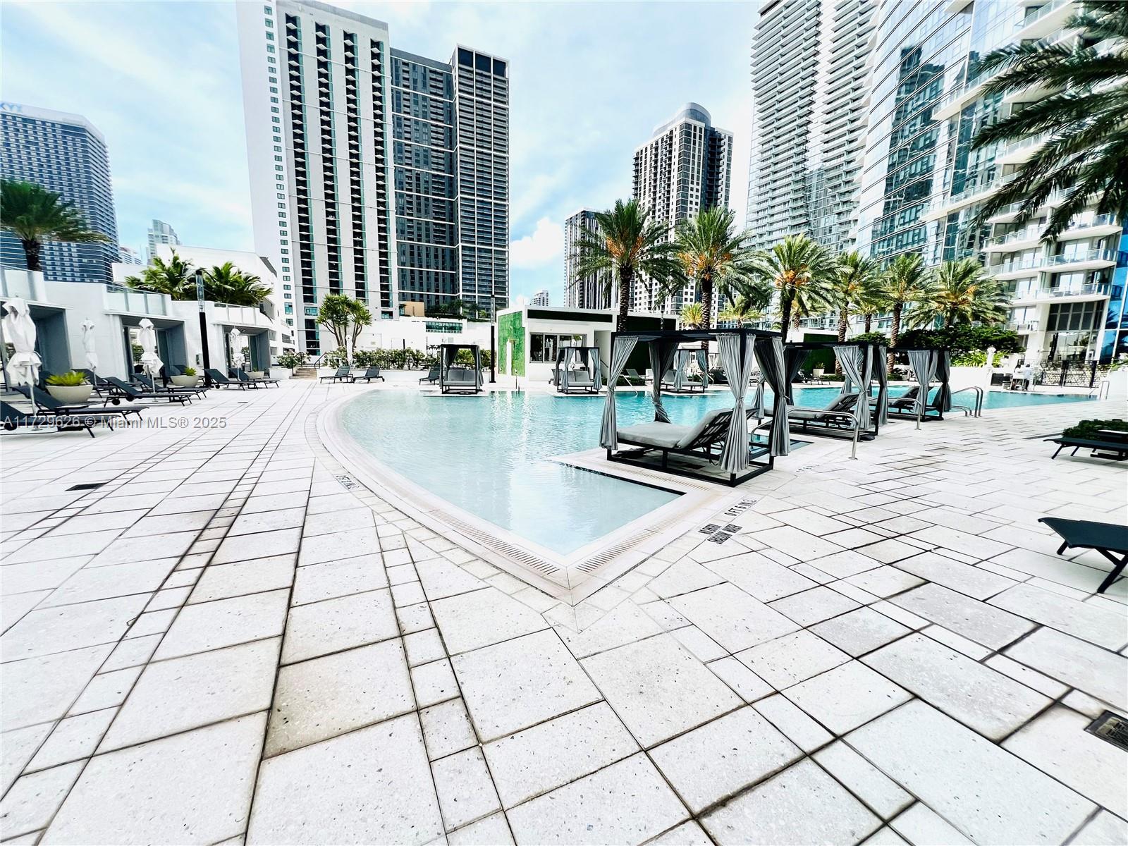 851 NE 1st Ave #1406, Miami FL 33132