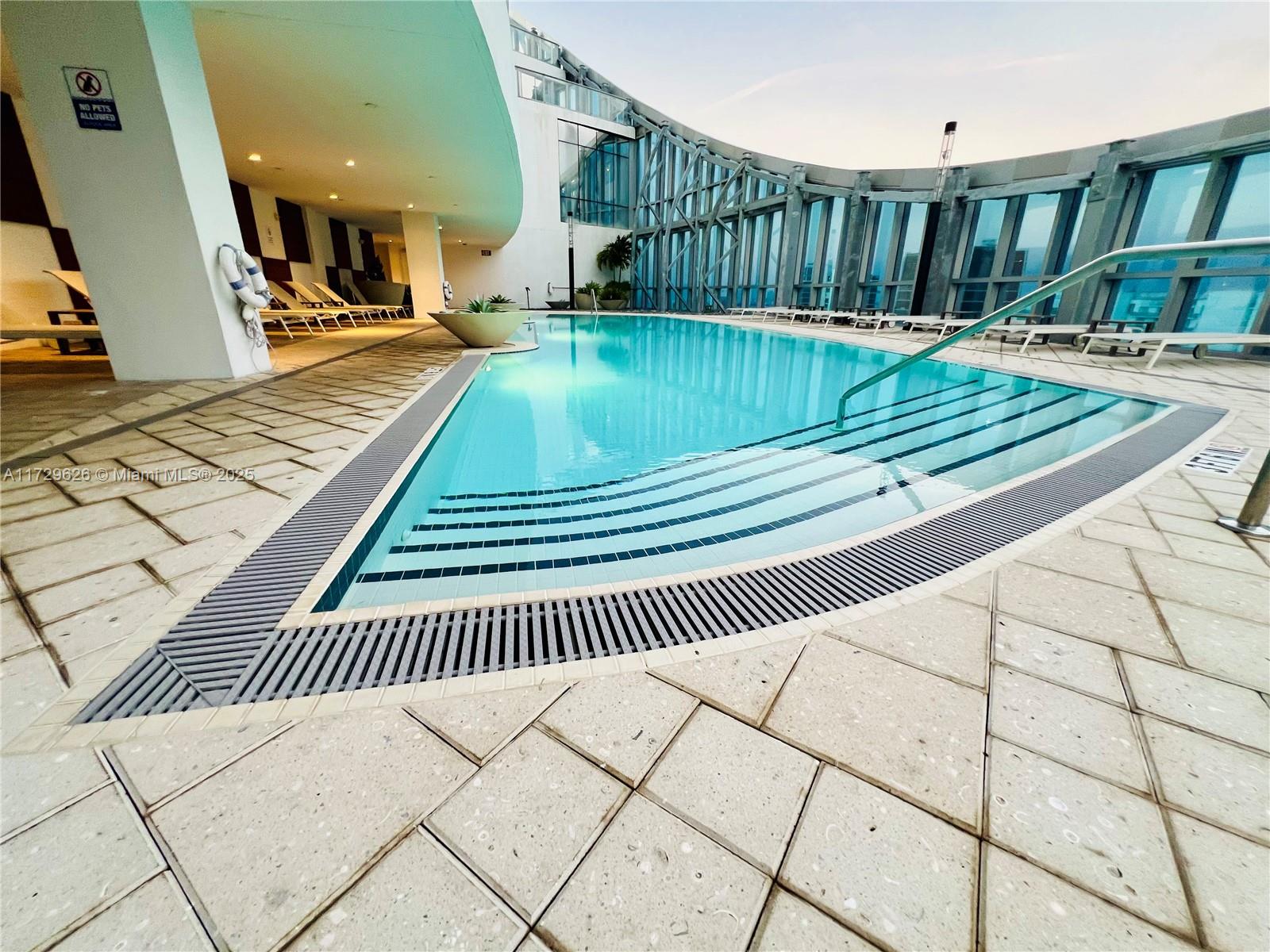 851 NE 1st Ave #1406, Miami FL 33132