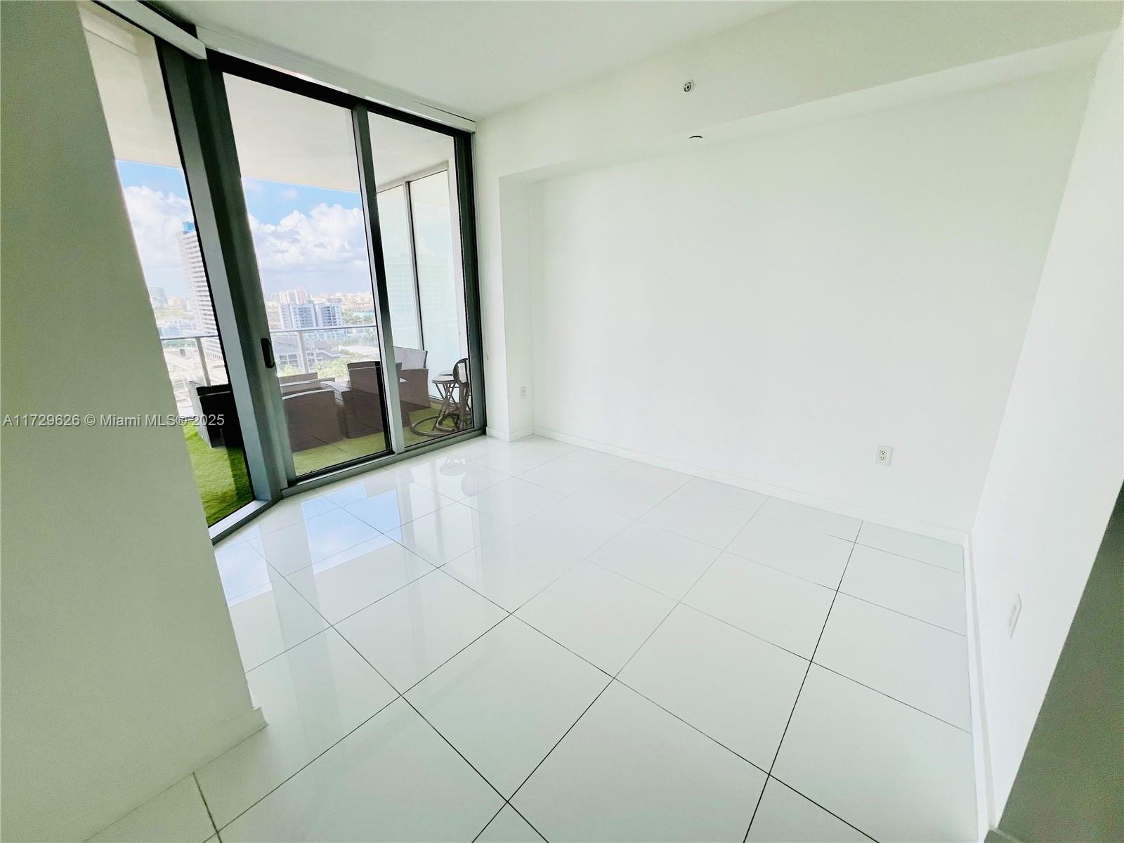 851 NE 1st Ave #1406, Miami FL 33132