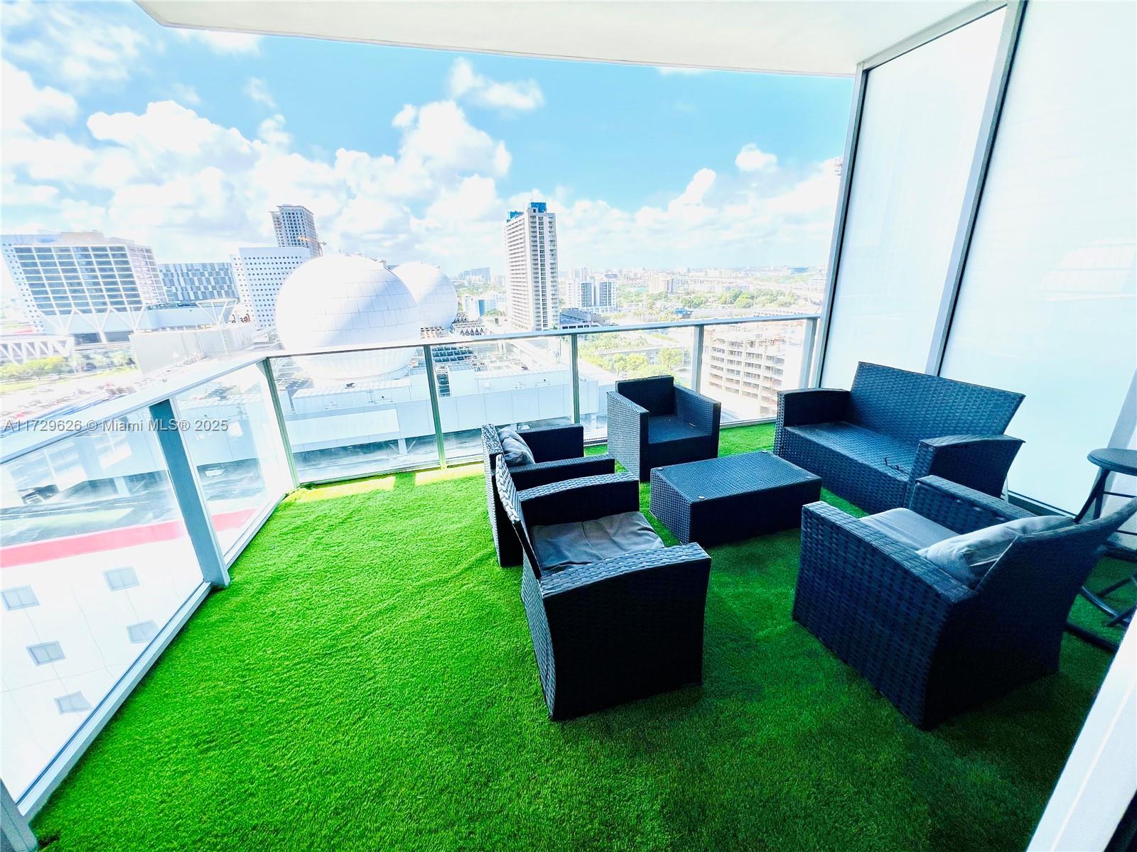 851 NE 1st Ave #1406, Miami FL 33132
