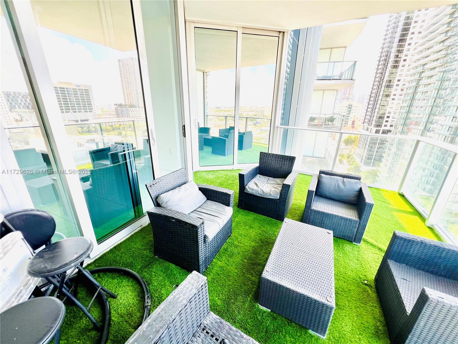 851 NE 1st Ave #1406, Miami FL 33132