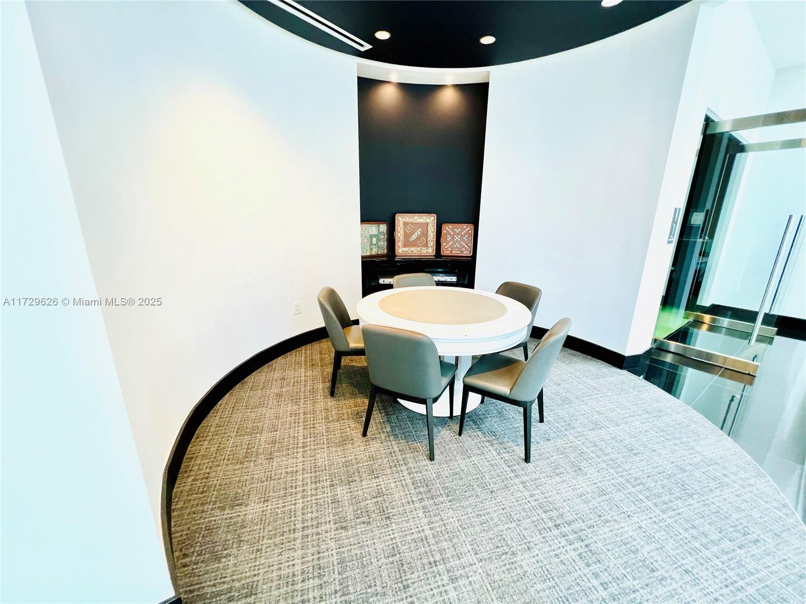 851 NE 1st Ave #1406, Miami FL 33132