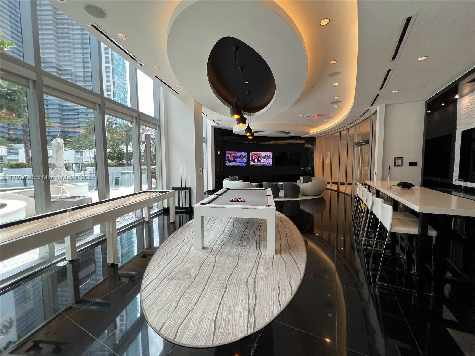 851 NE 1st Ave #1406, Miami FL 33132