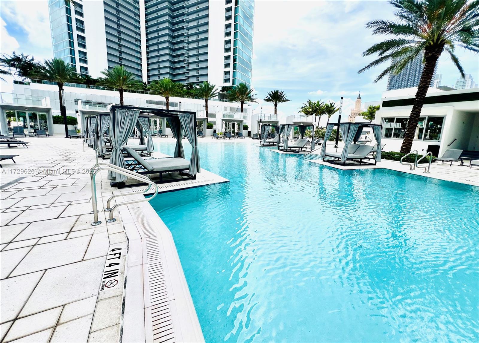 851 NE 1st Ave #1406, Miami FL 33132