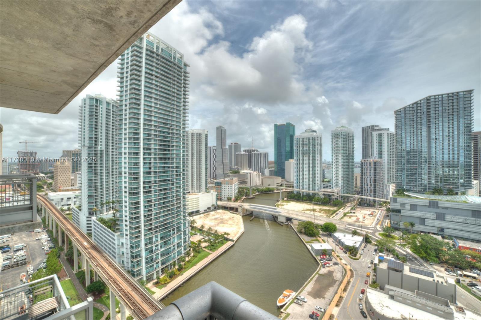 690 SW 1st Ct #2706, Miami FL 33130