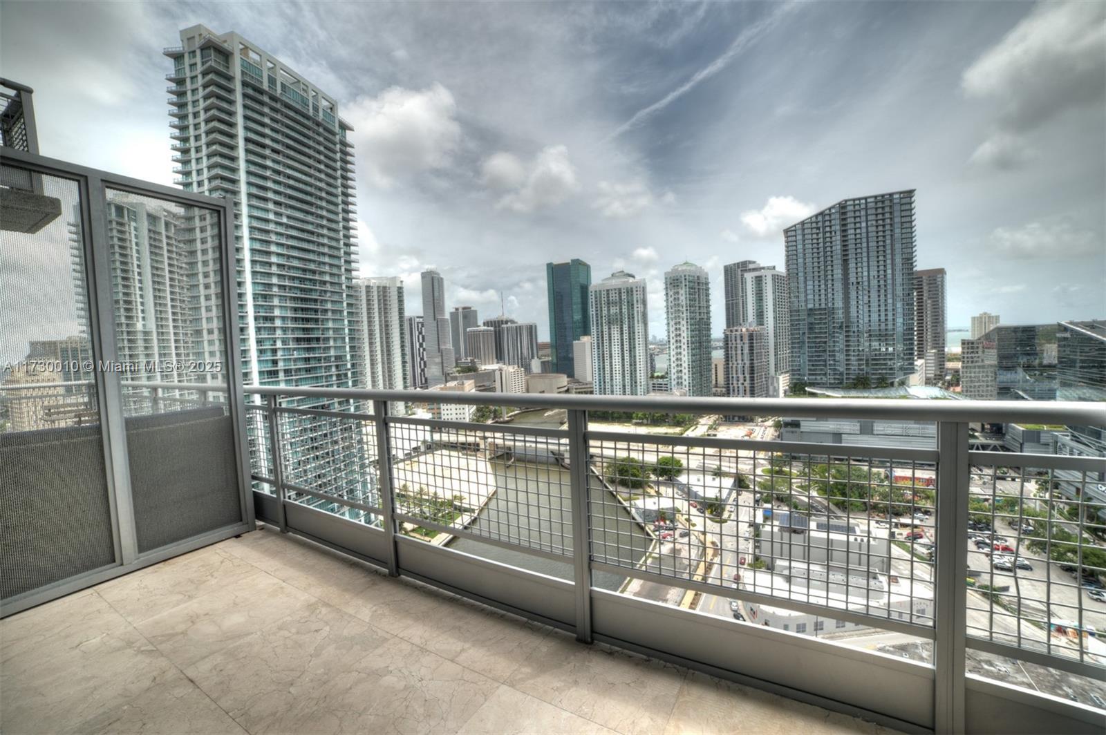 690 SW 1st Ct #2706, Miami FL 33130