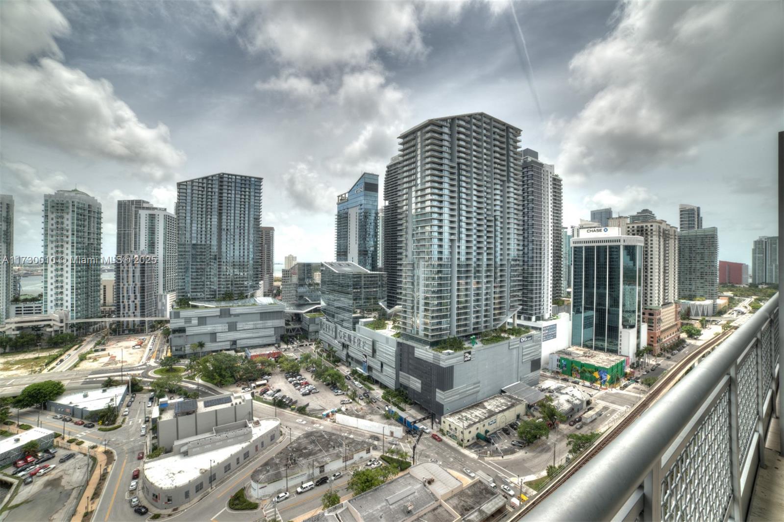 690 SW 1st Ct #2706, Miami FL 33130