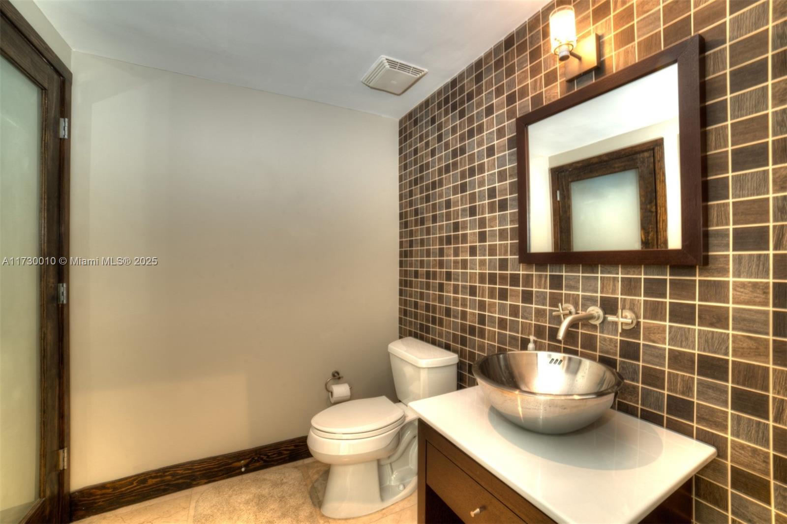 690 SW 1st Ct #2706, Miami FL 33130