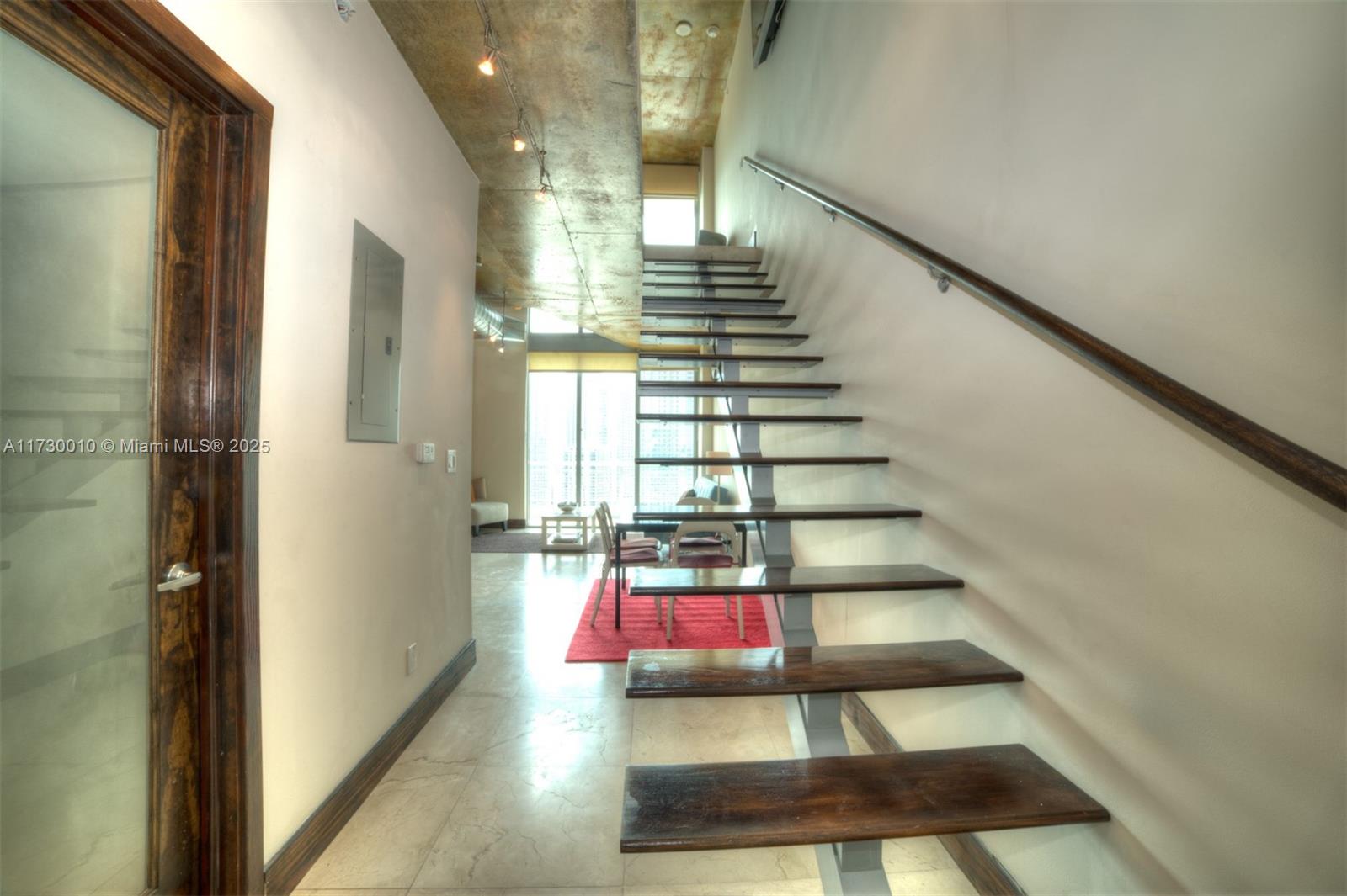690 SW 1st Ct #2706, Miami FL 33130