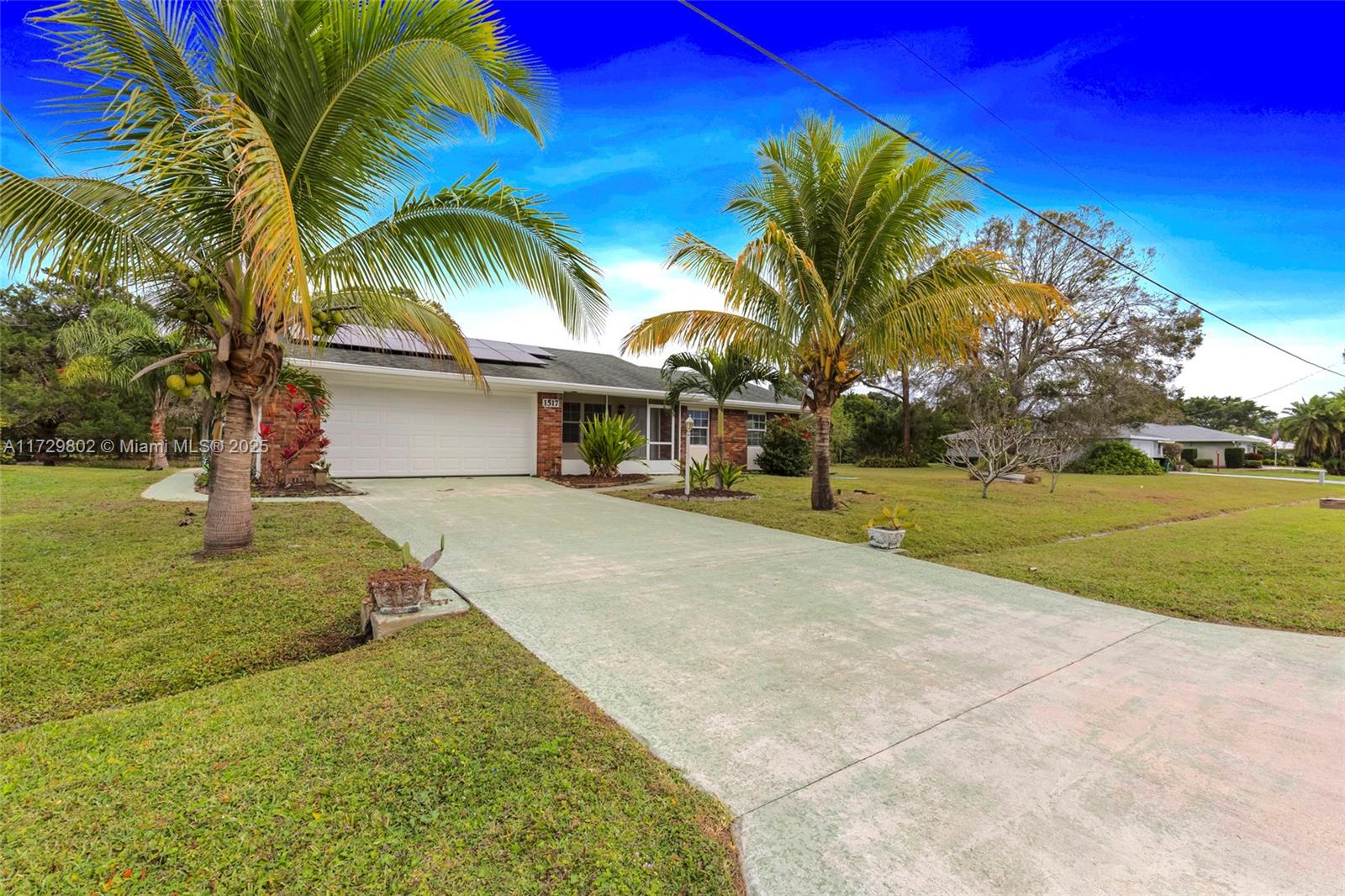 1517 SE Pitcher Rd, Port Saint Lucie, Florida image 1