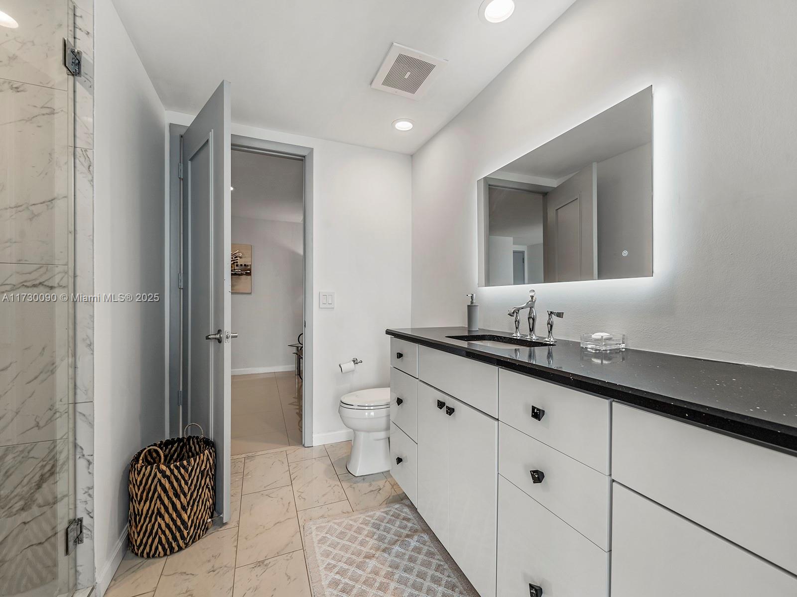 495 Brickell Ave #5203, Miami FL 33131