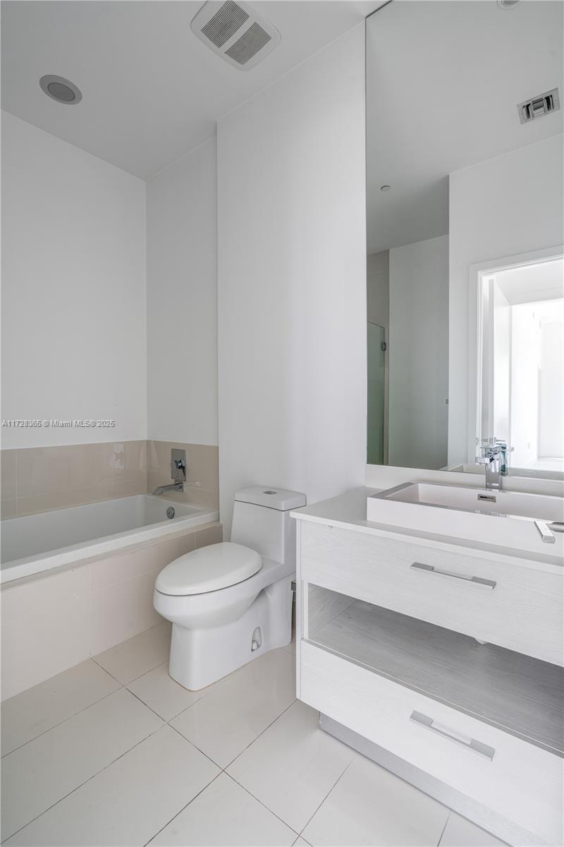 45 SW 9 Street #4706, Miami FL 33130