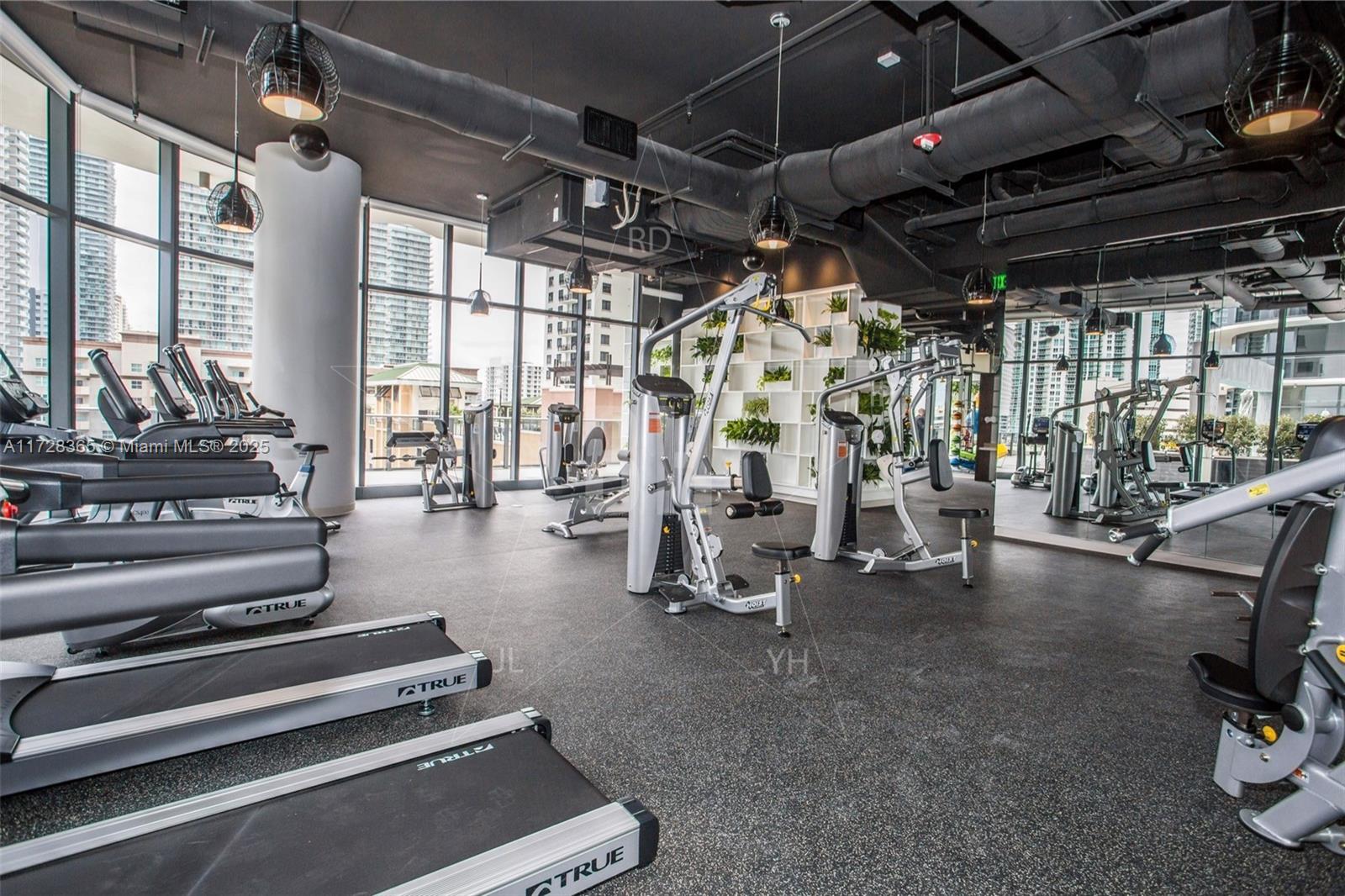 45 SW 9 Street #4706, Miami FL 33130