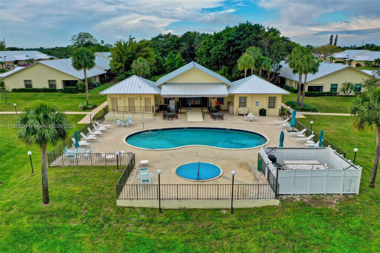 7659 SE Sugar Sand Cir, Hobe Sound, Florida image 44