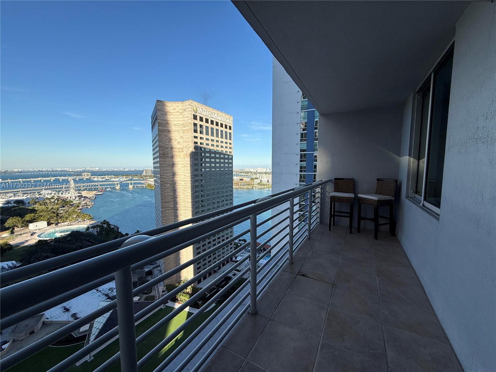 325 S Biscayne Blvd #2818, Miami FL 33131