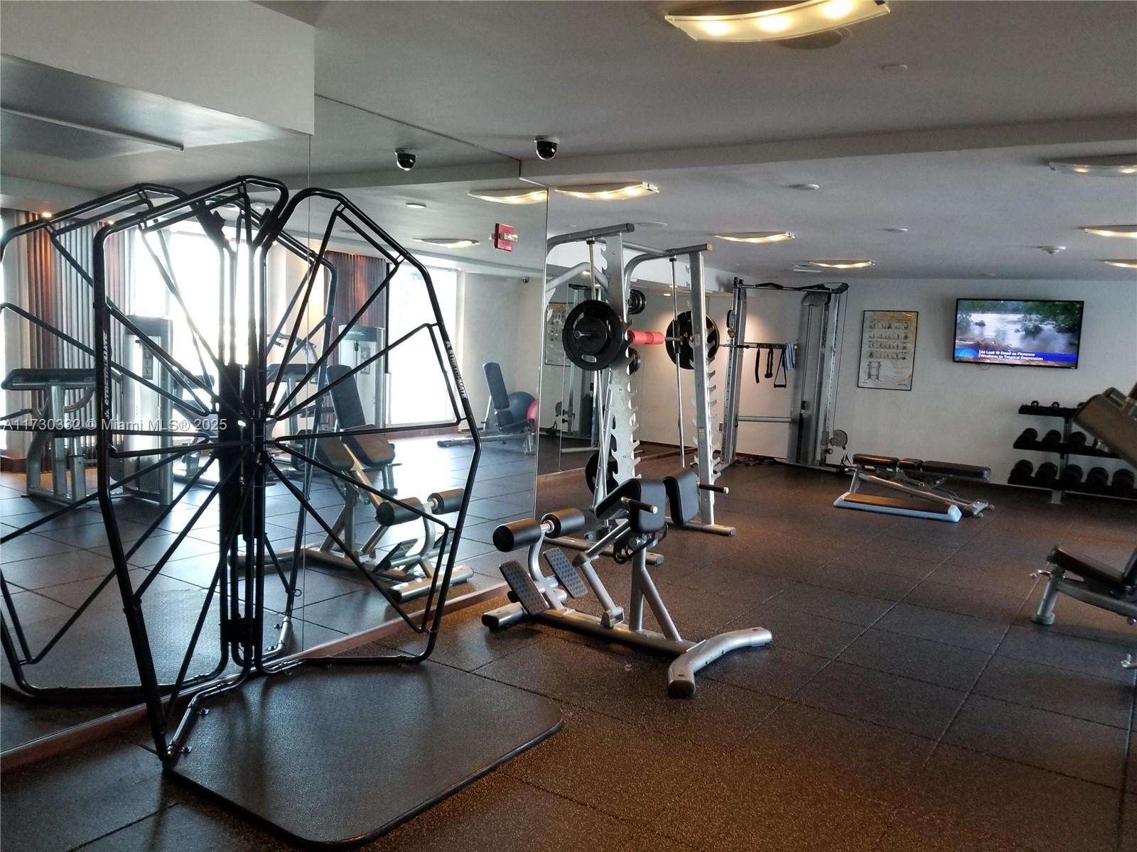 325 S Biscayne Blvd #2818, Miami FL 33131