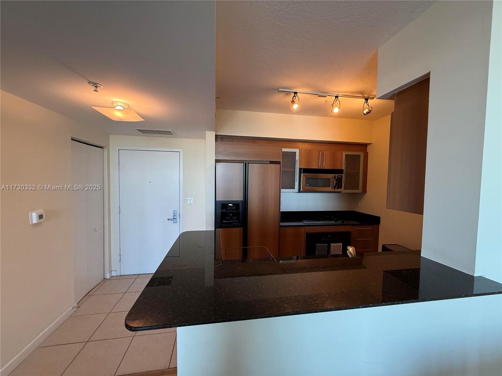 325 S Biscayne Blvd #2818, Miami FL 33131