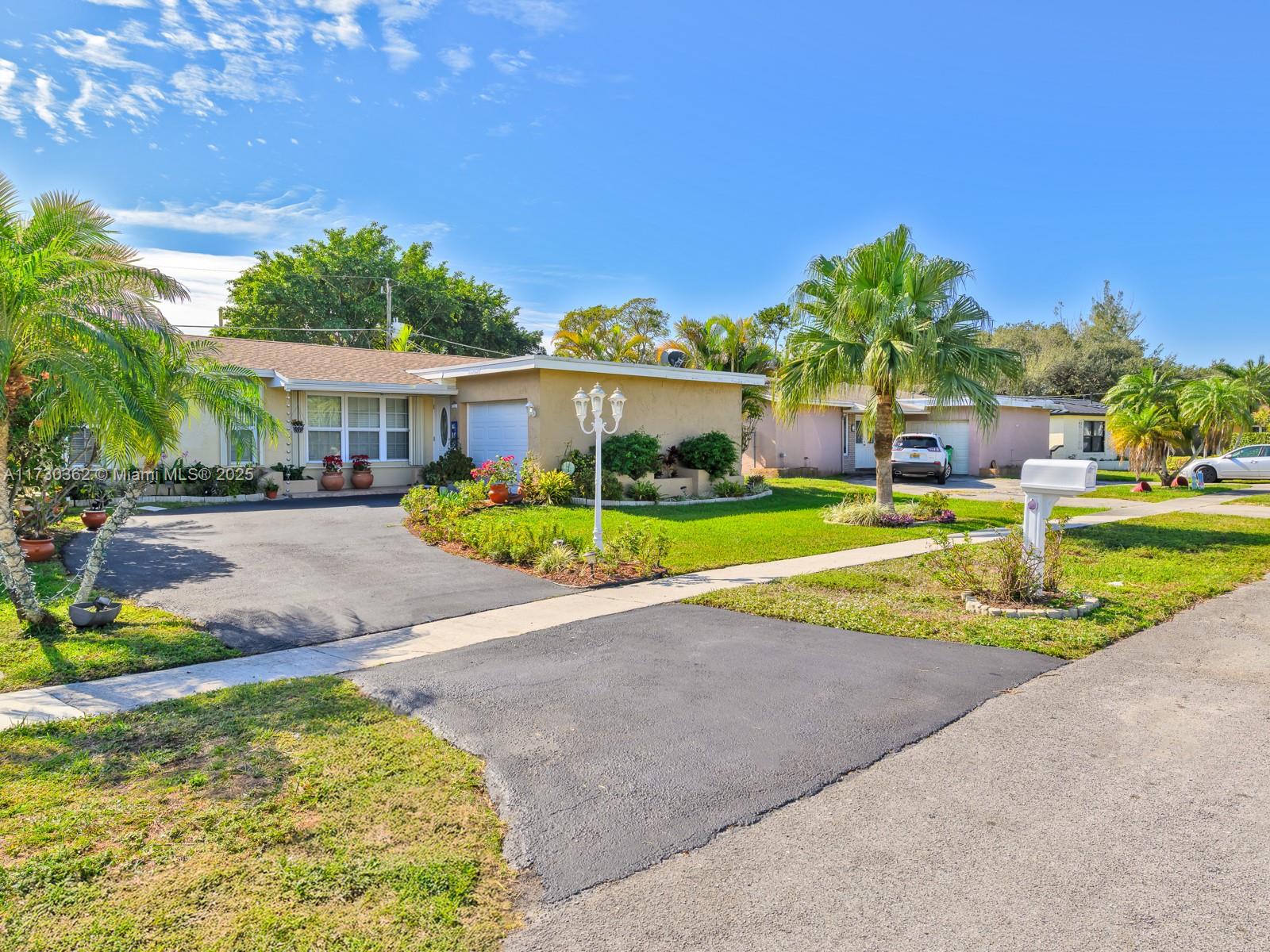 12020 NW 29th St, Sunrise, Florida image 24