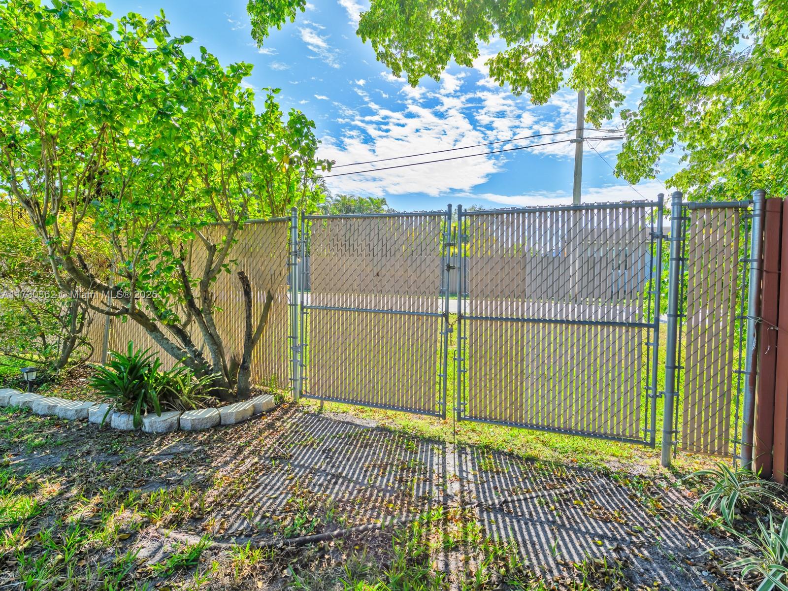 12020 NW 29th St, Sunrise, Florida image 38