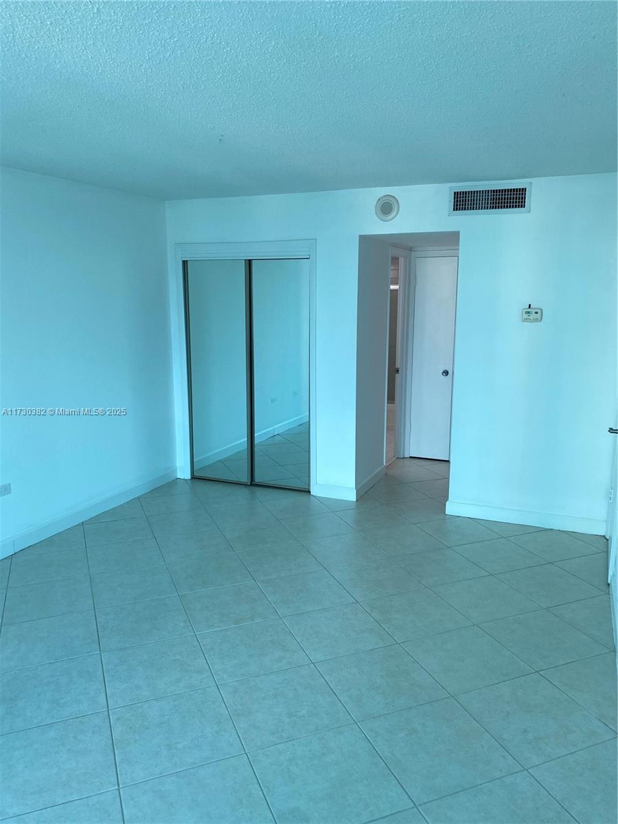 5555 Collins Ave #6T, Miami Beach, Florida image 10