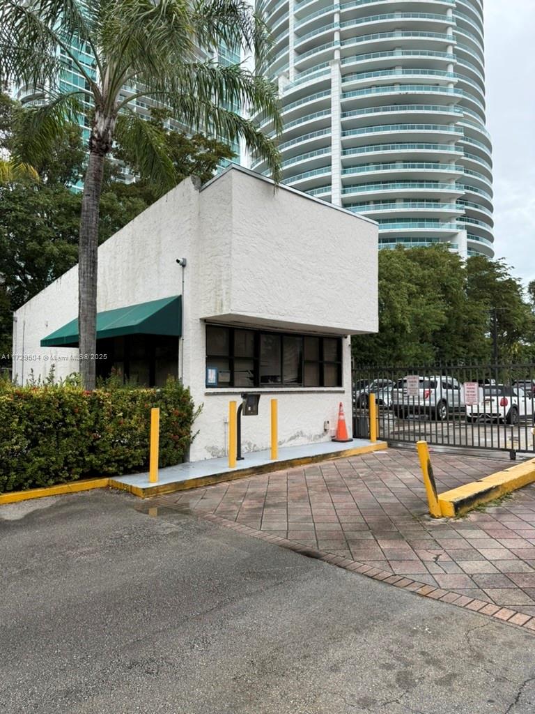 2201 Brickell Ave #41, Miami FL 33129