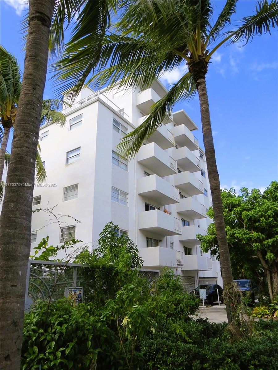 240 Collins Ave #6C, Miami Beach, Florida image 28